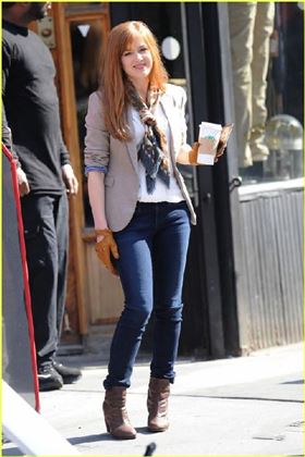 明星示范，絲巾，女人味，搭配