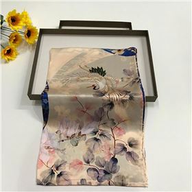 真絲圍巾定制需要多少錢 真絲圍巾定制需要多少錢