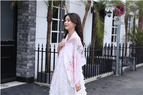 真絲絲巾廠家批發 真絲絲巾廠家批發