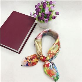 蘇州哪里買真絲絲巾 蘇州哪里買真絲絲巾