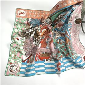 如何調選真絲圍巾 如何調選真絲圍巾