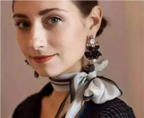 絲巾的各種圍法——真絲圍巾、真絲絲巾、圍巾品牌、定制圍巾、