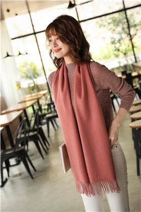 圍巾的各種圍法-真絲圍巾，真絲絲巾，羊絨圍巾