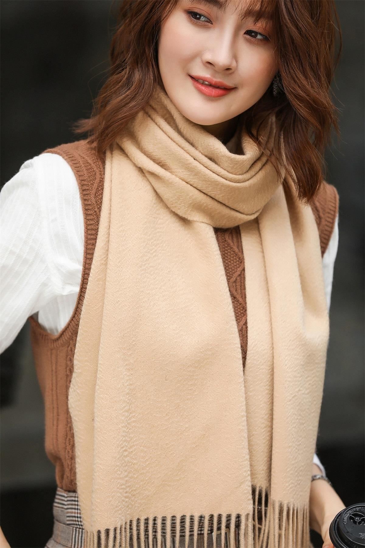 圍巾怎么系好看——真絲圍巾，真絲絲巾，羊絨圍巾